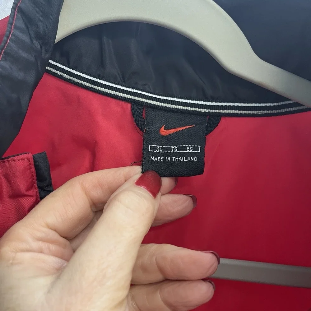 Vtg Nike Men's Red Windbreaker Running Jacket XL 90's Embroidered Swoosh Retro
